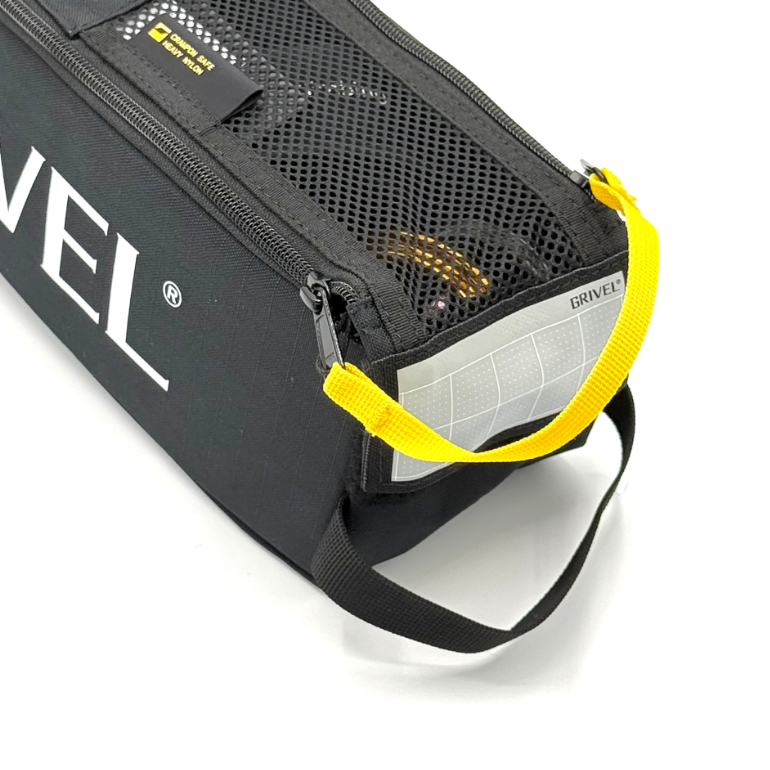 Double Zip für großzügige Öffnung: Grivel Crampon Safe